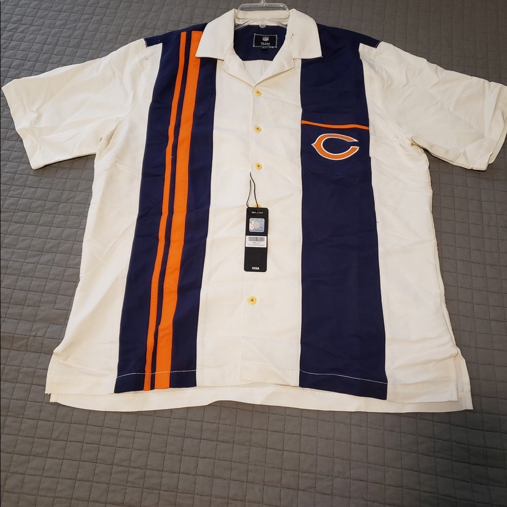 Men’s Chicago Bears bowling shirt in Large